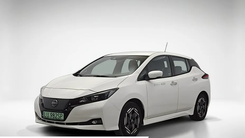 NISSAN Leaf -