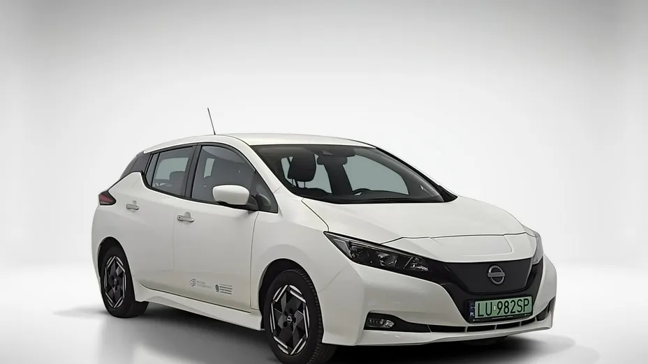 NISSAN Leaf -