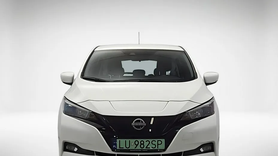 NISSAN Leaf -