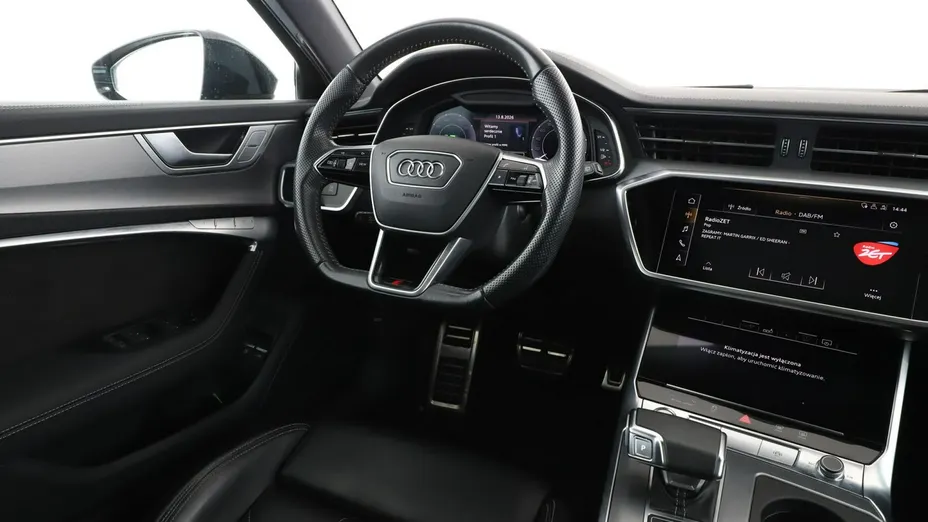 AUDI A6 -
