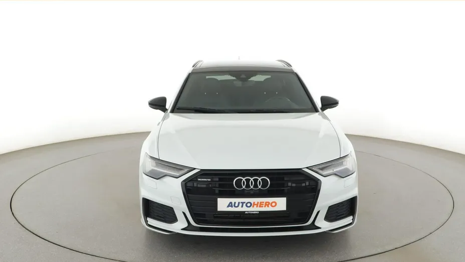 AUDI A6 -