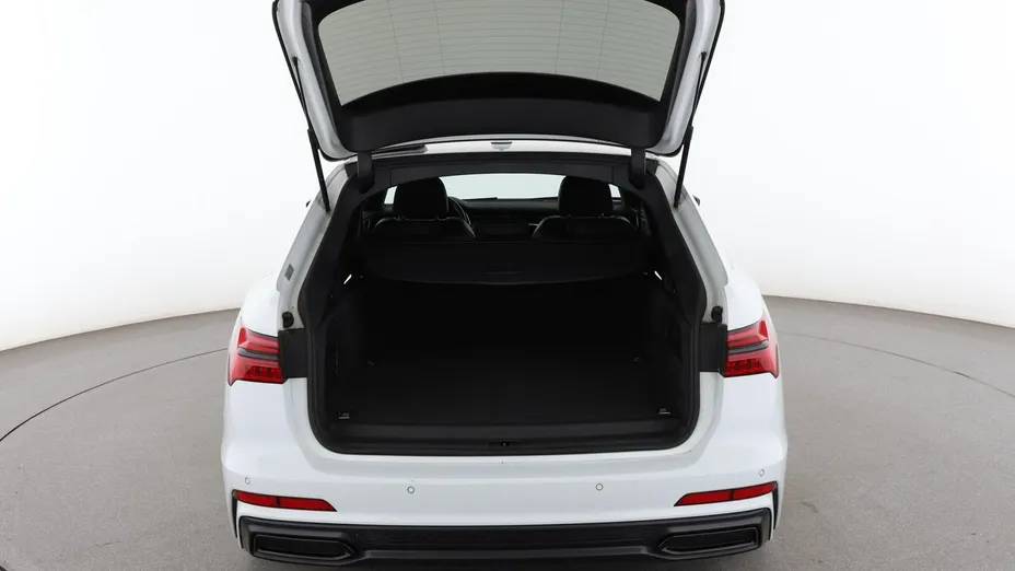 AUDI A6 -