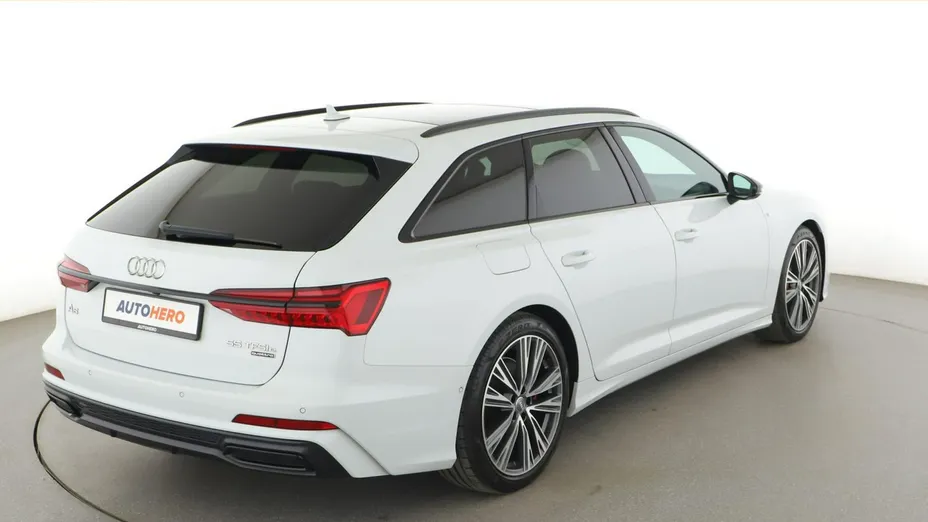 AUDI A6 -