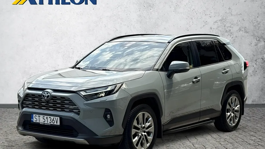 TOYOTA RAV4 -