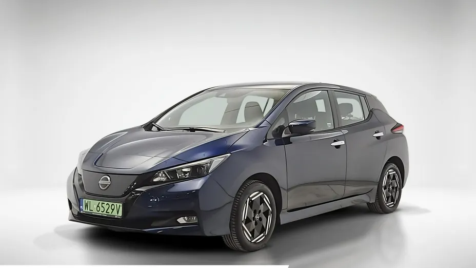 NISSAN Leaf -