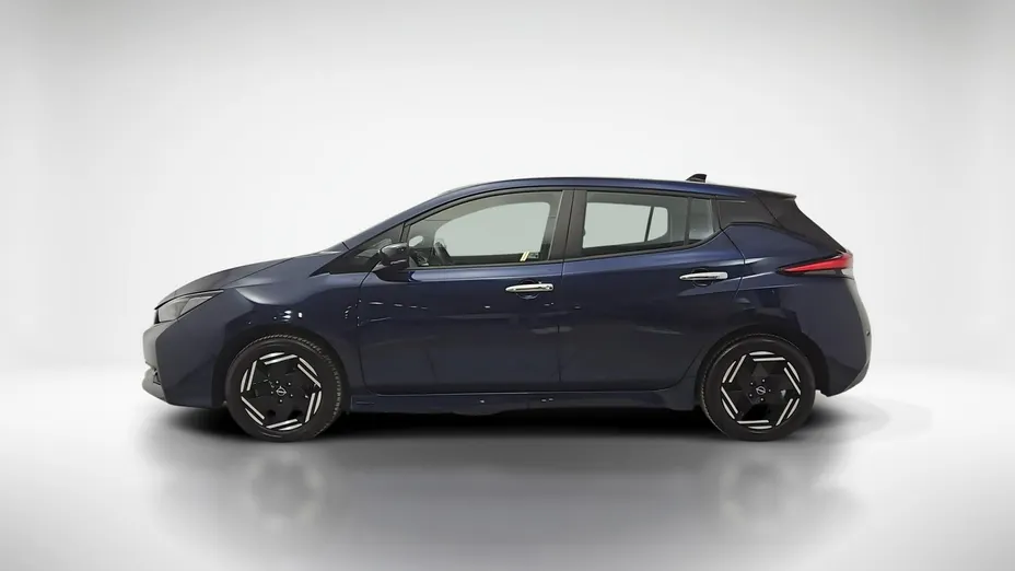 NISSAN Leaf -