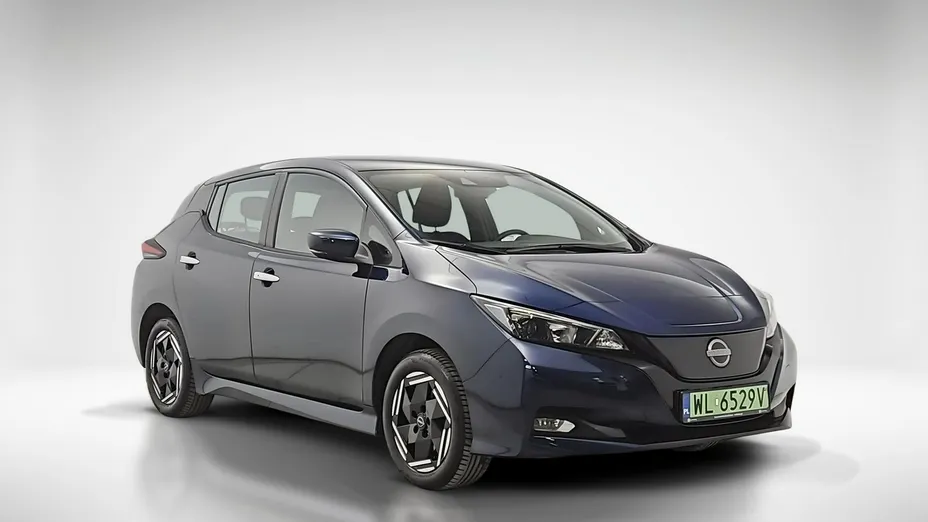 NISSAN Leaf -