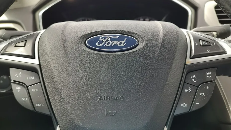 FORD Mondeo -