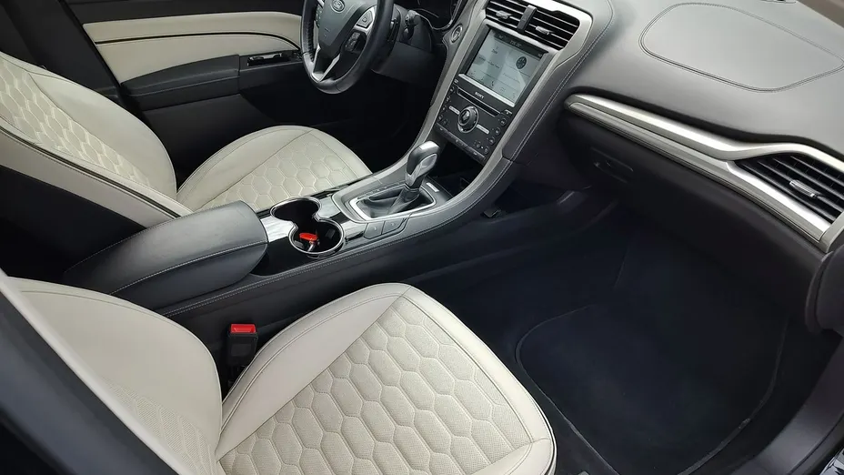 FORD Mondeo -