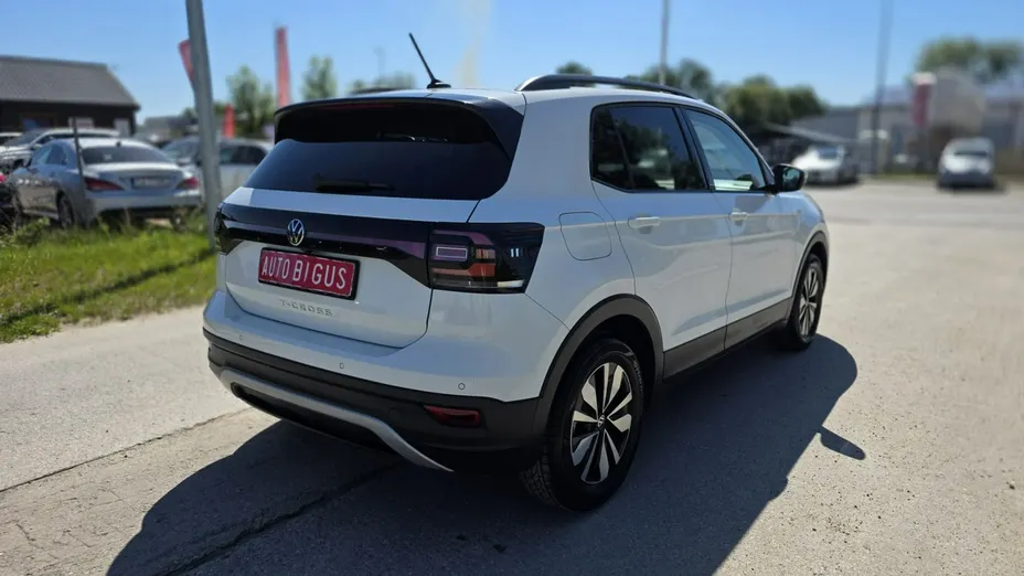VOLKSWAGEN T-Cross -