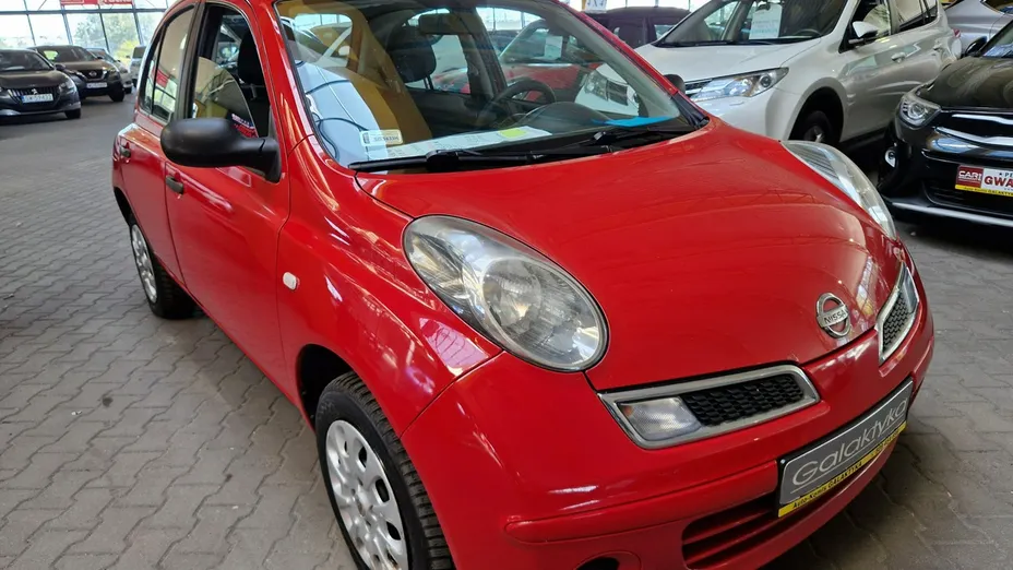 NISSAN Micra -