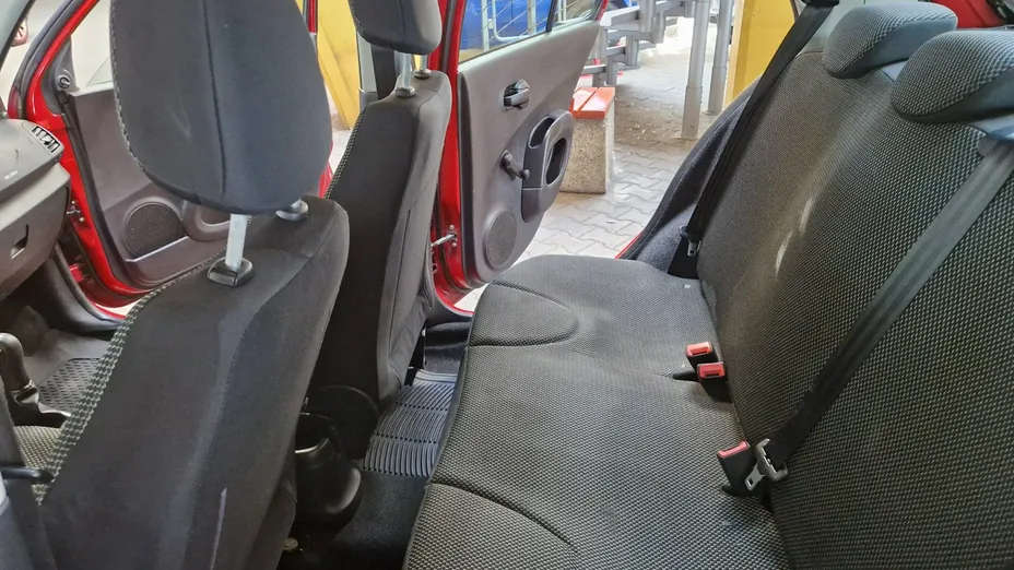 NISSAN Micra -