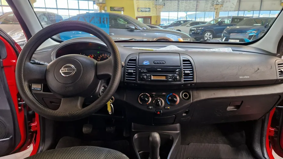 NISSAN Micra -