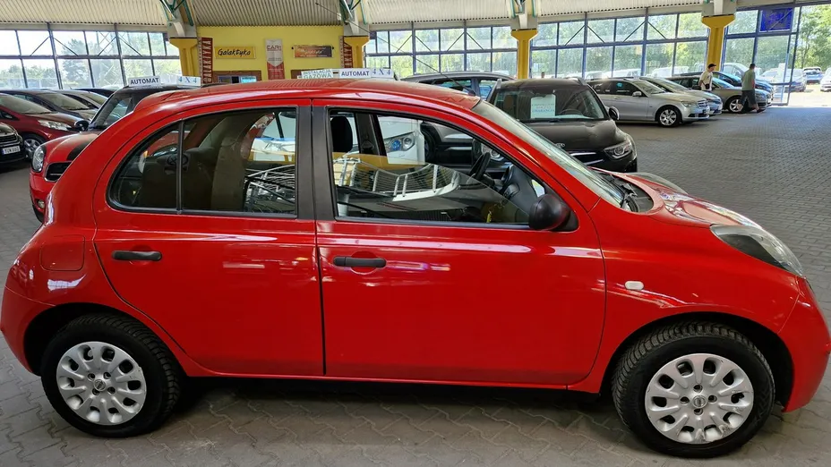 NISSAN Micra -
