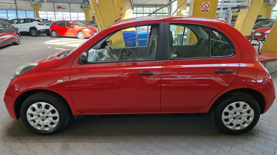 NISSAN Micra -