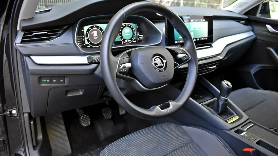 SKODA Octavia -
