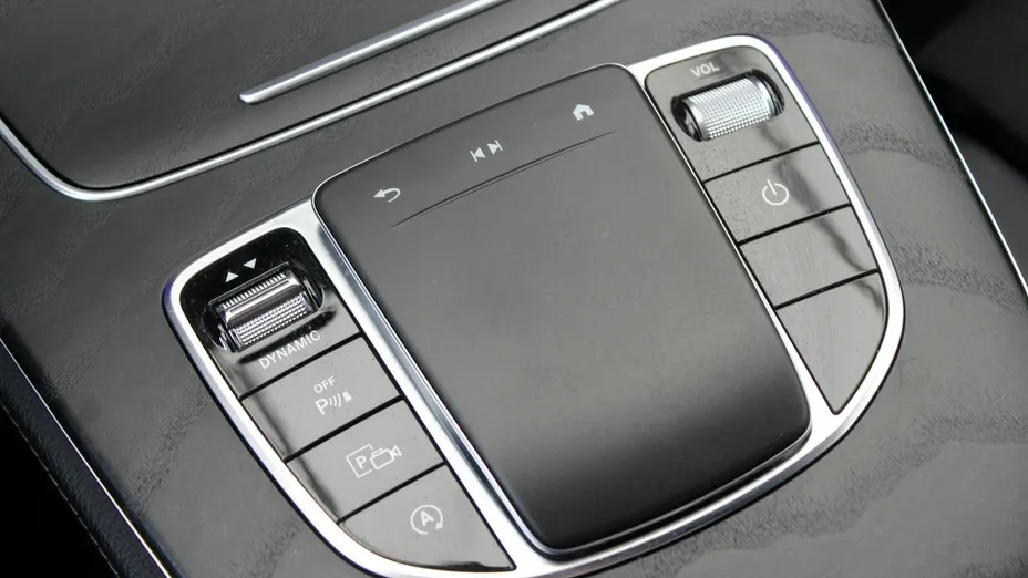 MERCEDES-BENZ E Klasa -