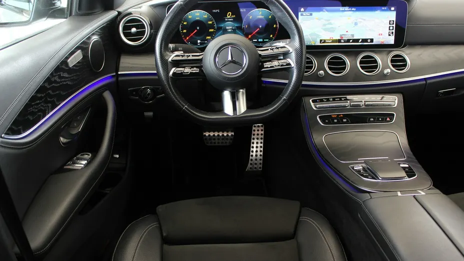 MERCEDES-BENZ E Klasa -