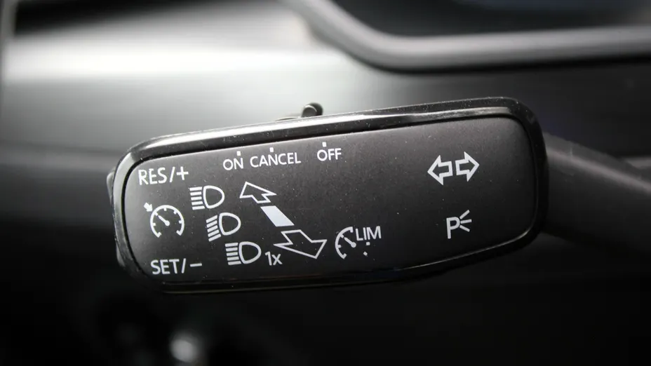 SKODA Superb -