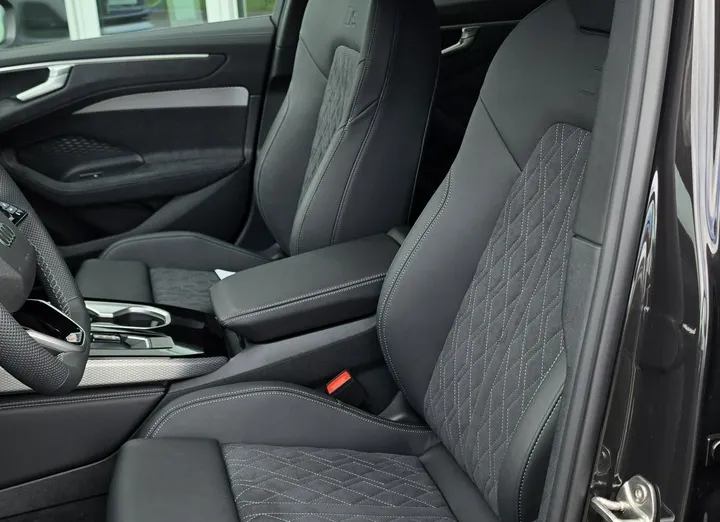 AUDI A6 Avant -