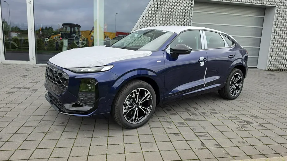 AUDI Q3 Sportback -