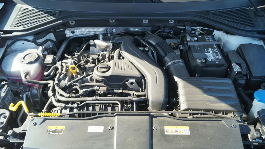 VOLKSWAGEN T-ROC -