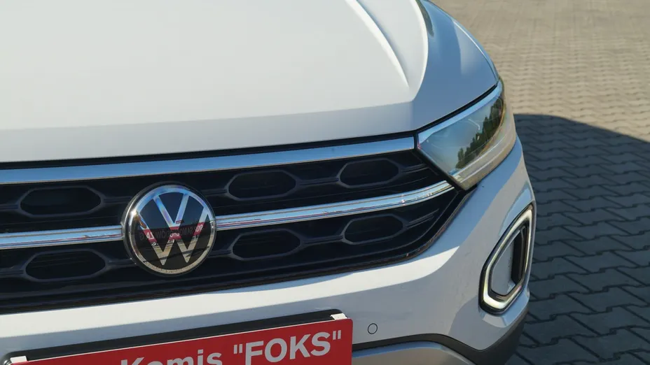 VOLKSWAGEN T-ROC -