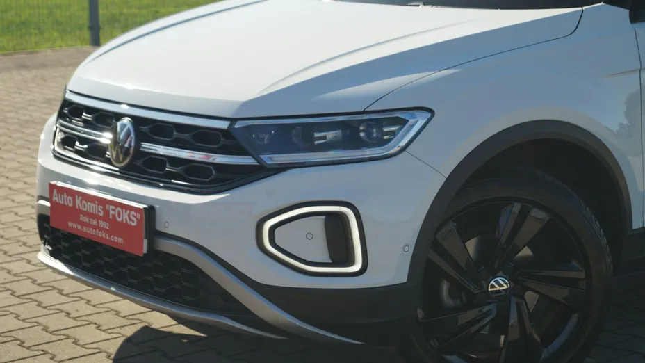 VOLKSWAGEN T-ROC -
