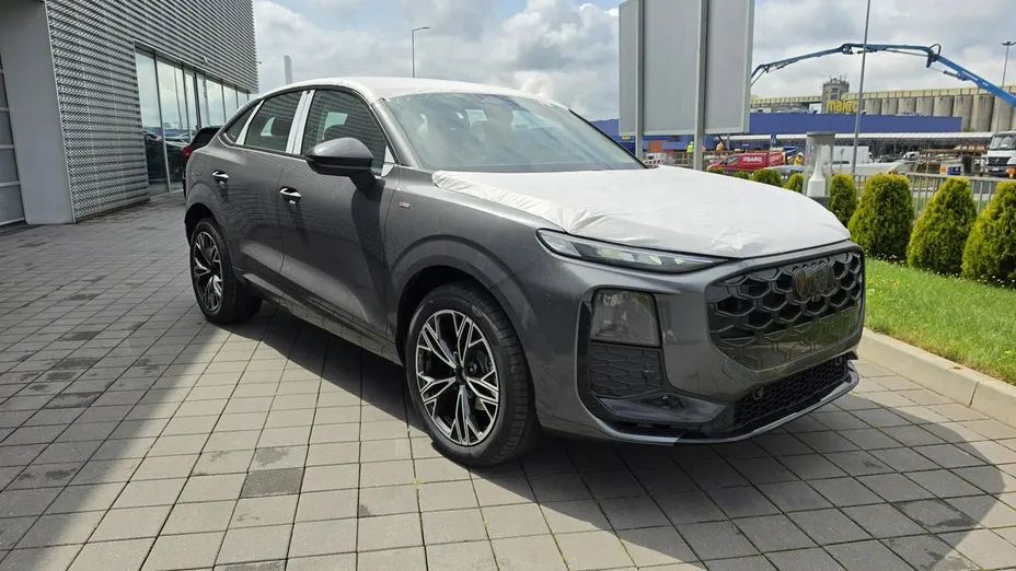 AUDI Q3 Sportback -