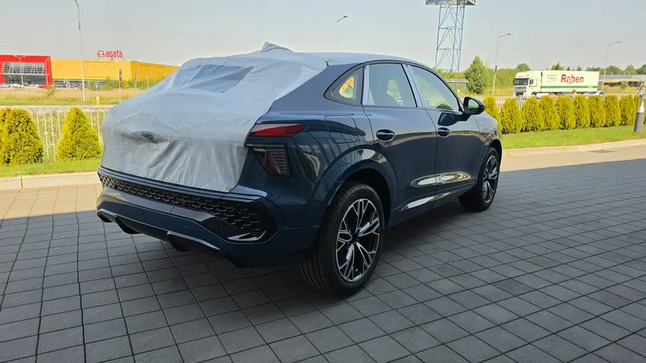 AUDI Q3 Sportback -