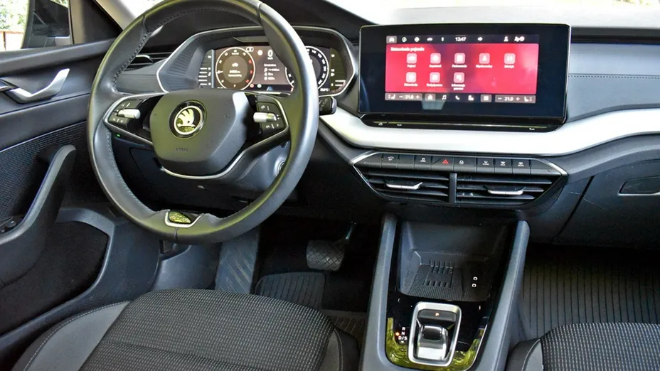 SKODA Octavia -