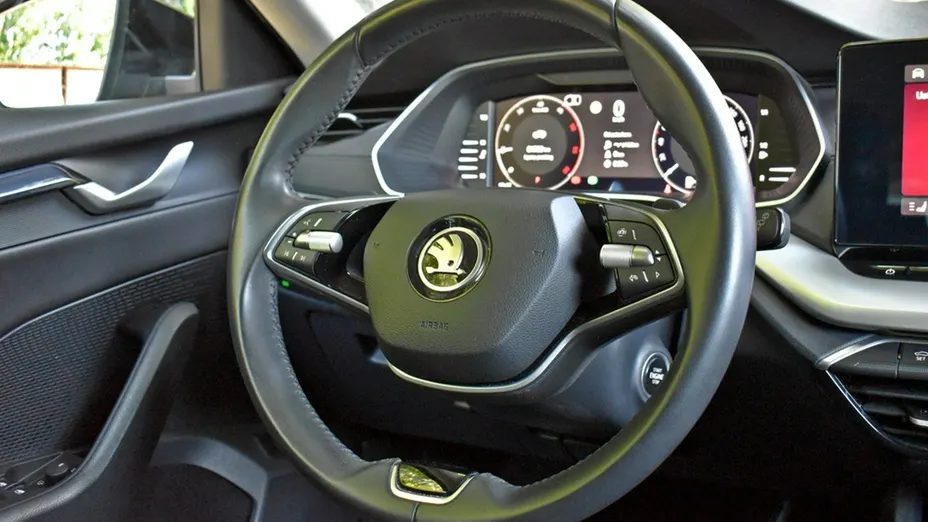 SKODA Octavia -