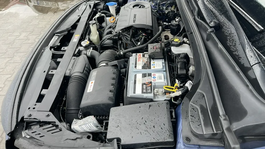 HYUNDAI i30 -