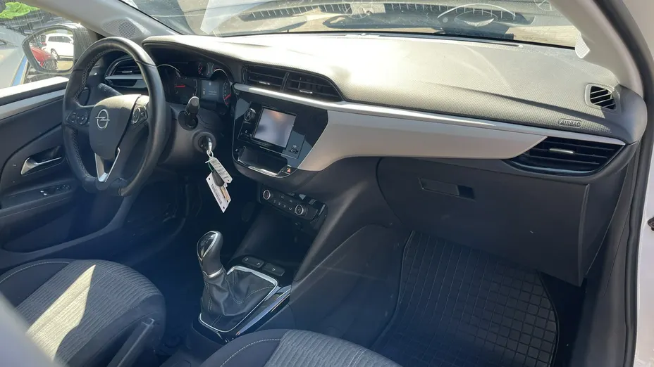 OPEL Corsa -