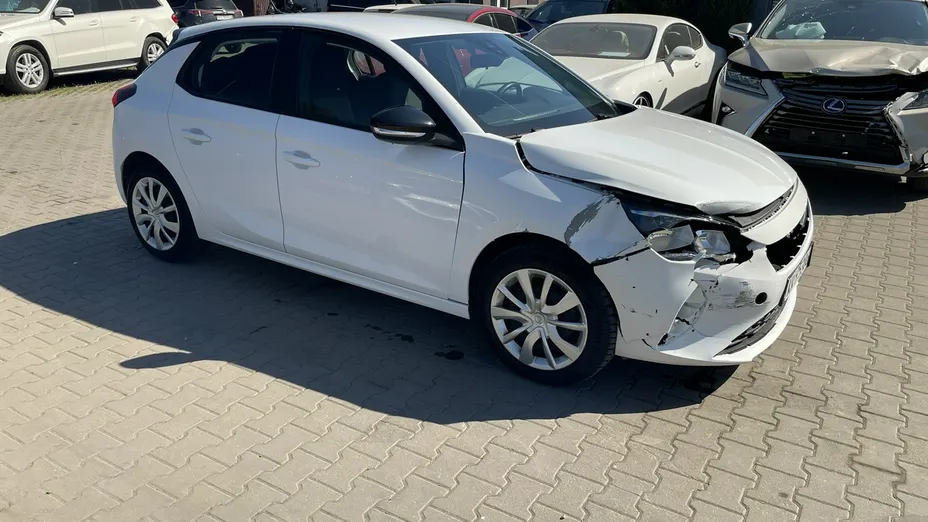 OPEL Corsa -