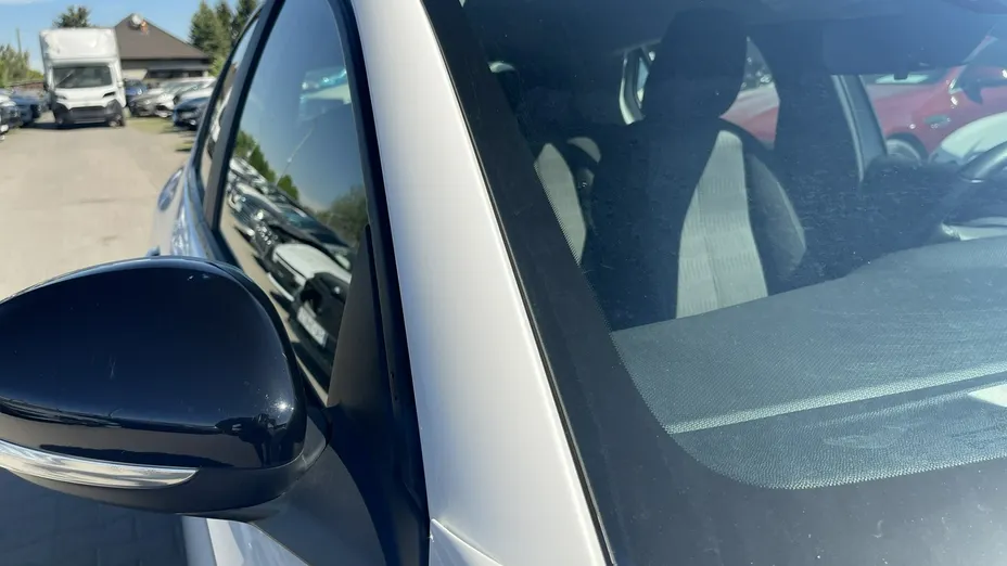 OPEL Corsa -