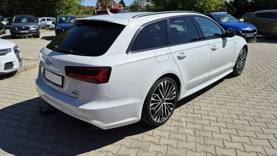 AUDI A6 Avant -