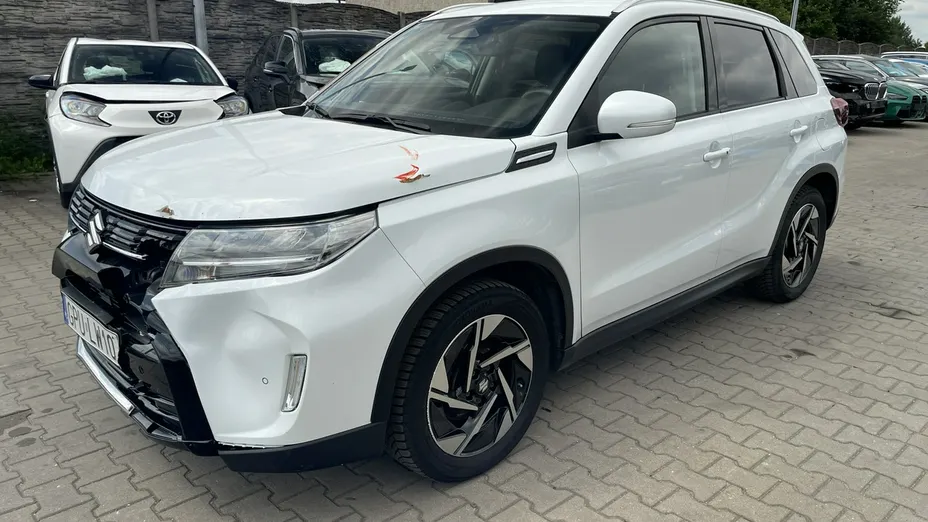 SUZUKI Vitara -