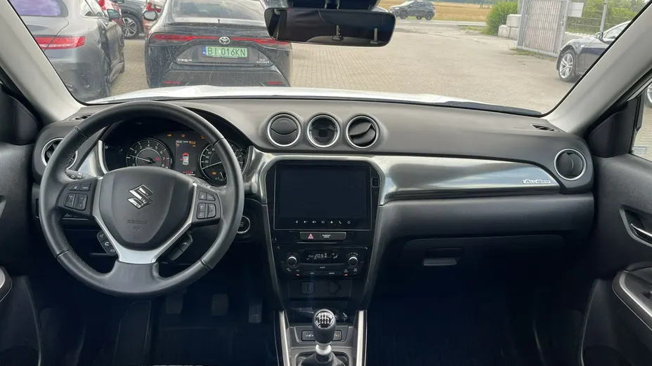 SUZUKI Vitara -