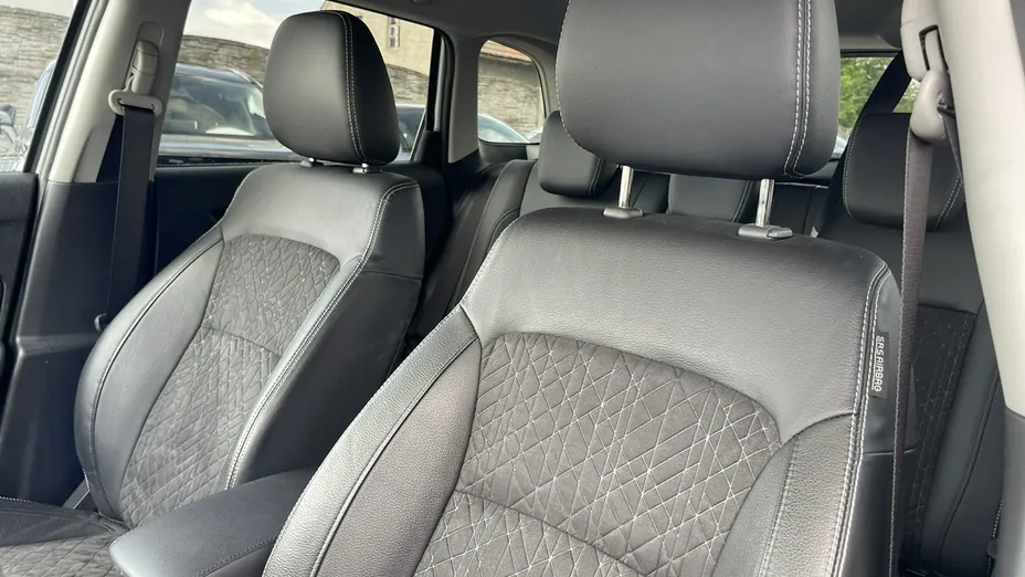 SUZUKI Vitara -