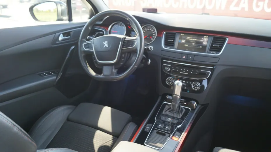 PEUGEOT 508 -