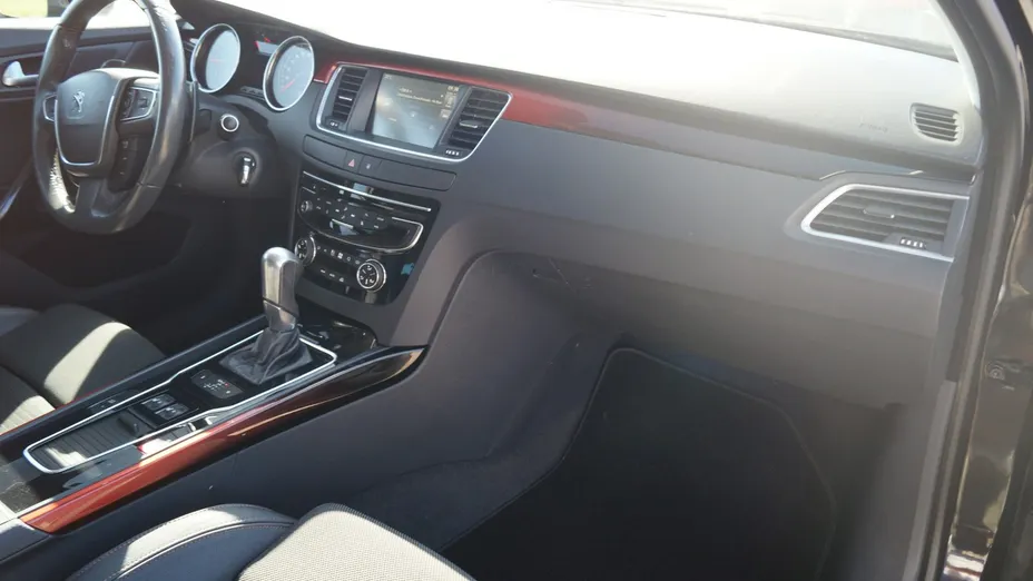 PEUGEOT 508 -