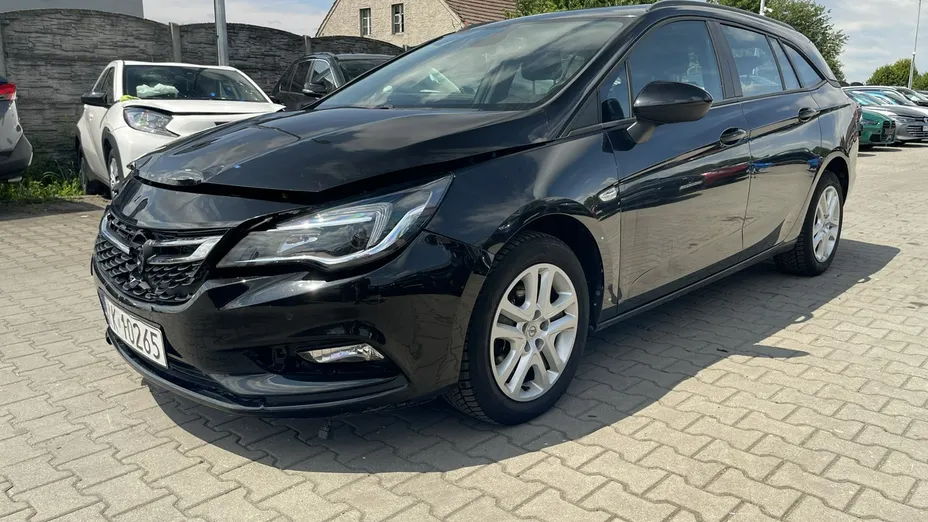 OPEL Astra -