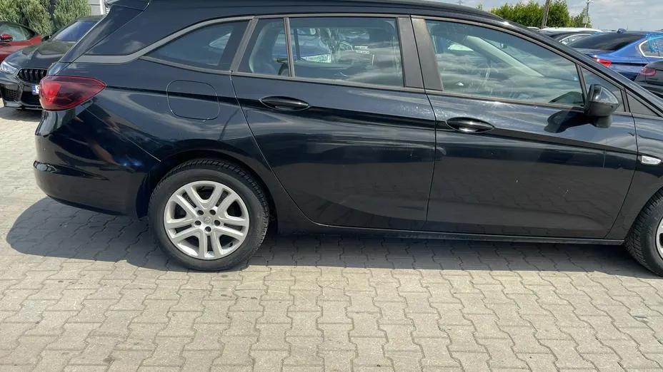 OPEL Astra -