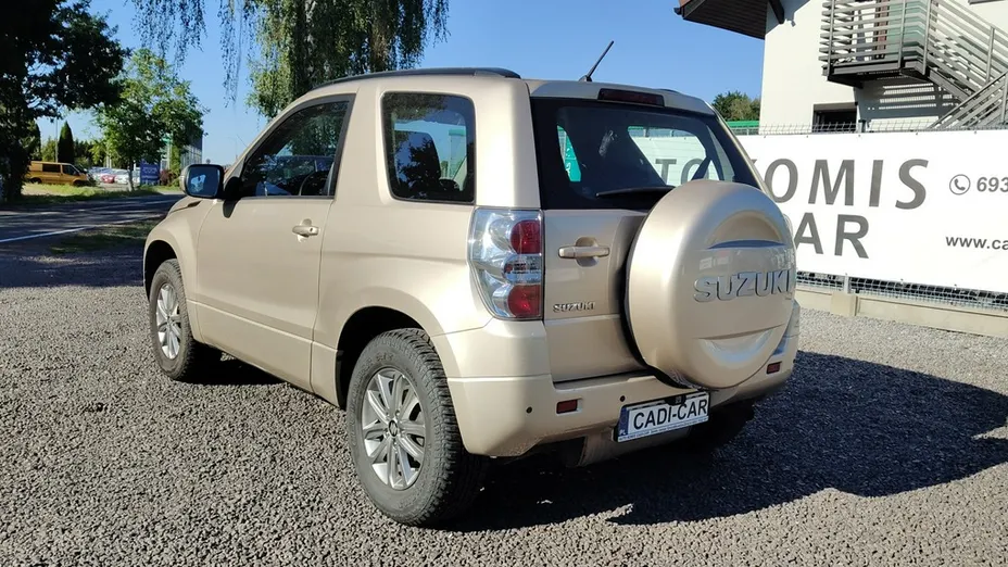 SUZUKI Grand Vitara -