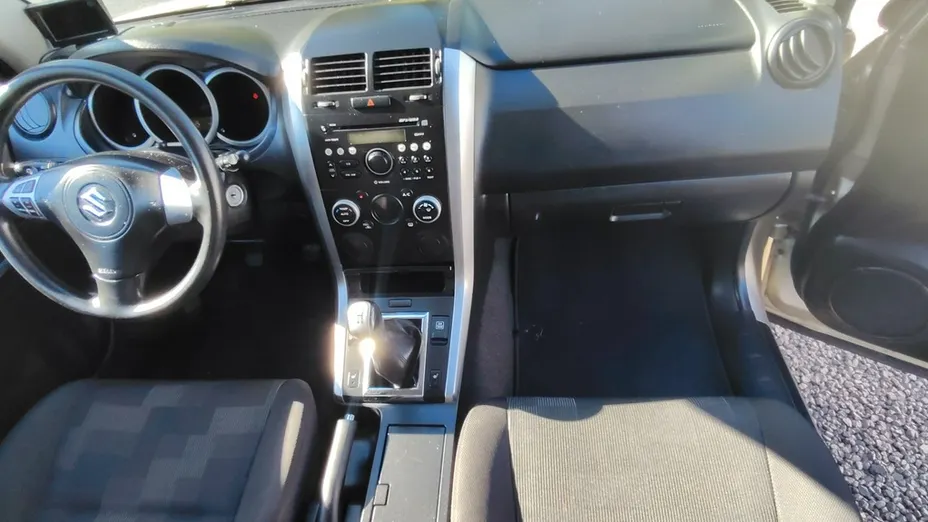 SUZUKI Grand Vitara -