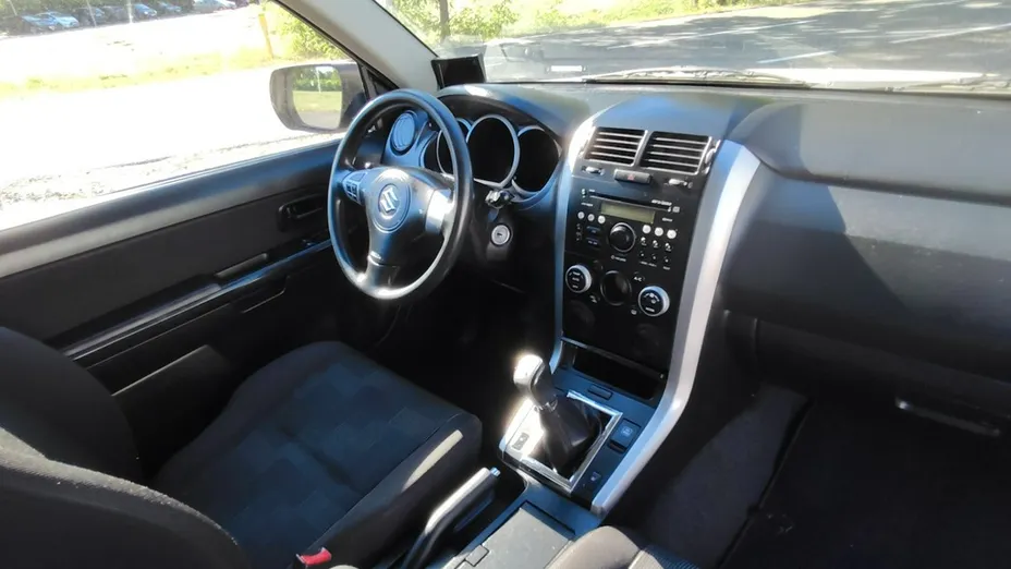 SUZUKI Grand Vitara -