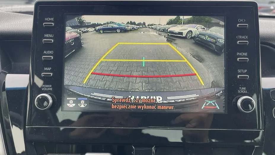 TOYOTA Camry -