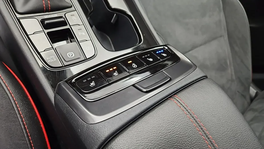 HYUNDAI Tucson -