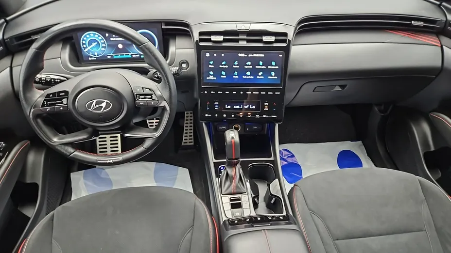 HYUNDAI Tucson -